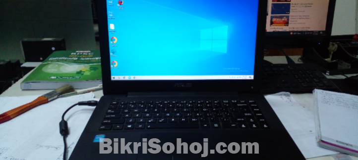 Core I3 4 gen 500Gb 4Gb laptops